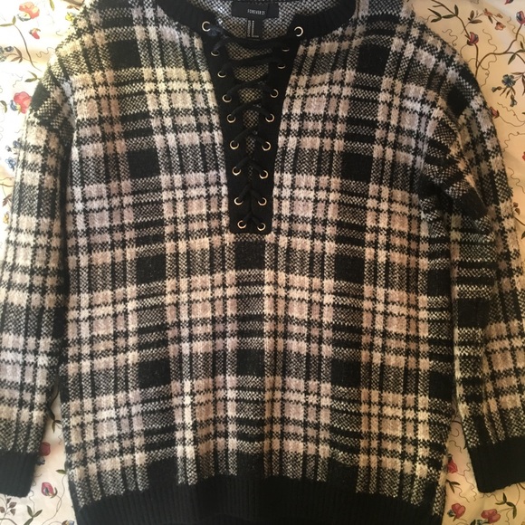 LACE UP PLAID SWEATER - Picture 1 of 2